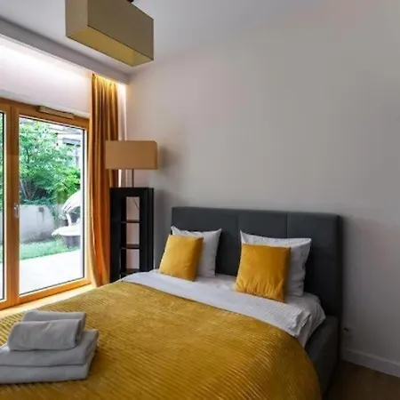 Daire Business - Two Bedrooms - Mennica Residence&144 Varşova