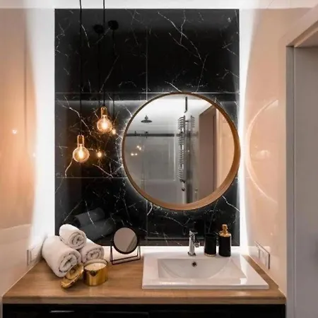 Lejlighed Business - Two Bedrooms - Mennica Residence&144 *